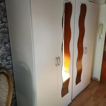 Your2ndhome-1 アパート *